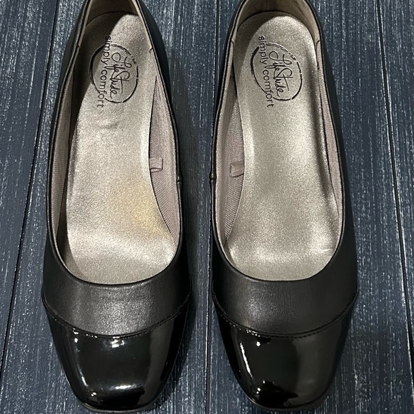 Life Stride Simply Comfort Wedges - Picture 2 of 8